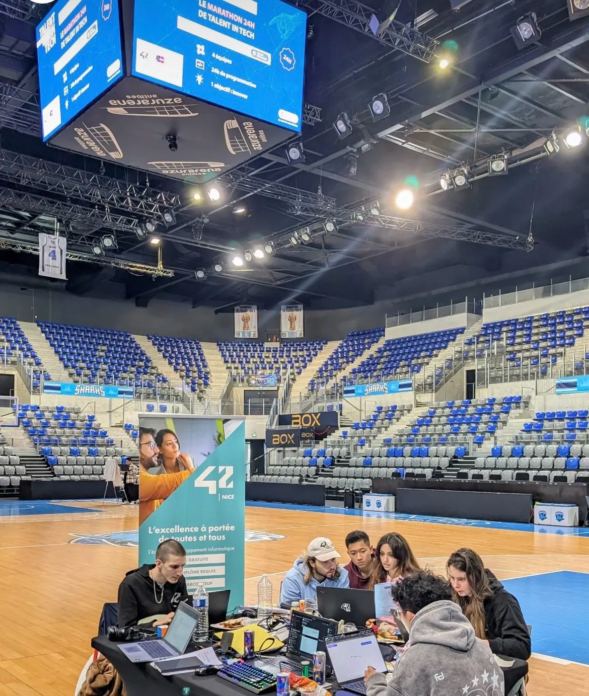 TalentInTech Hackathon 2025 — team working